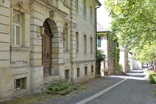 Ferienwohnung 'City Apartment' mit Balkon und Wi-Fi