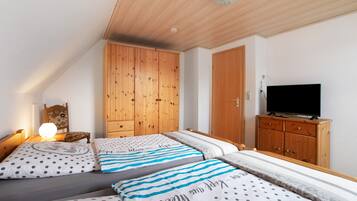 2 quartos, Wi-Fi de cortesia, roupa de cama