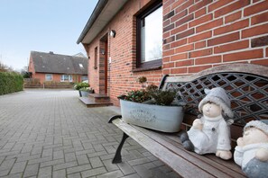Property grounds - Apartment 'Ferienwohnung Horstmann' with Private Garden and Wi-Fi (Meldorf)