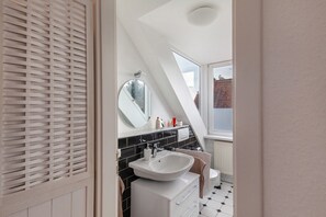 Douche, serviettes fournies