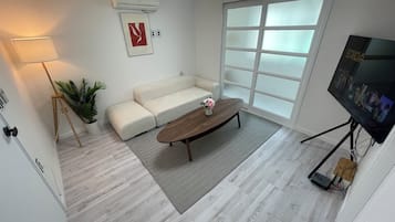 Televisión, piso con calefacción