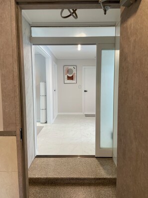 Group Room for 10 people | Living area | TV, heated floors - Stayhere (Busan)