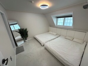 Group Room for 10 people | Skrivebord for bærbar PC og wi-fi (inkludert)