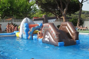 Pool - Bungalow in Calella near Sea & Mountains (Calella)