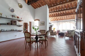 Dining - Apartment in Peccioli with pool (Peccioli)