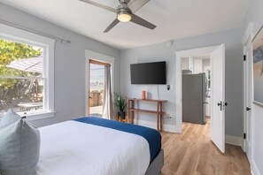 2 Schlafzimmer, Bügeleisen/Bügelbrett, Reisekinderbett, kostenloses WLAN
