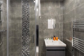 風筒、提供毛巾、番梘、廁紙
