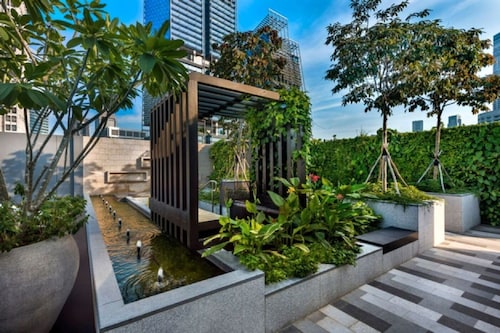 A Hotel Bugis 11Hrs Stay From 8PM To 9AM