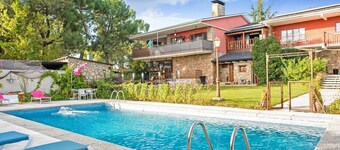 Apartment in Galapagar with Pool and Sauna