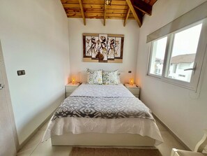 2 bedrooms, in-room safe, iron/ironing board, travel crib