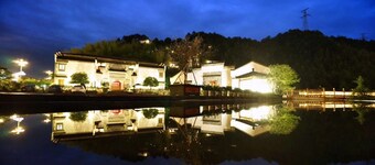 zhouningfenggushanju