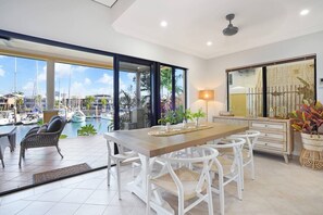 Dining - Villa Utopia on the Marina | 3 Bed, 3 Bath by Tropical BNB (Stuart Park)