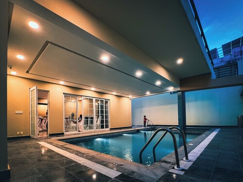 Rhodium Boutique Hotel