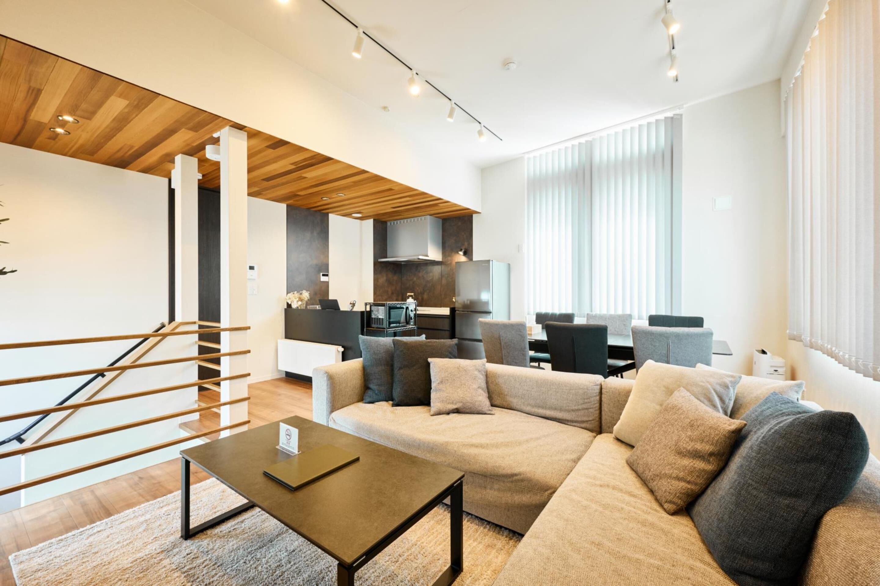 ヴィラ 3 ベッドルーム 禁煙 キッチン | リビング エリア | 薄型テレビ