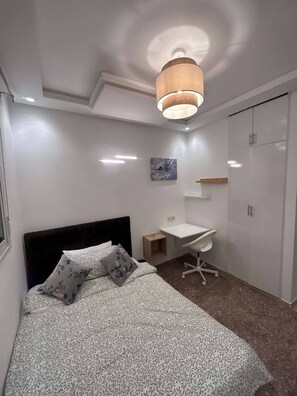Apartment, 2 Bedrooms, Accessible, Mountain View