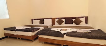 Hotel Shiv Aagya
