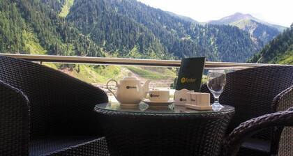 Kunhar view hotel river side Naran