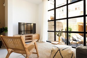 TV, offices