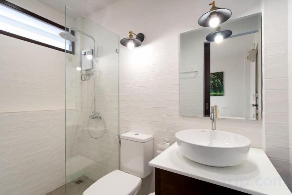 Bathroom | Slippers, towels, soap, shampoo