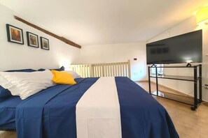 3 slaapkamers, een strijkplank/strijkijzer, wifi, beddengoed