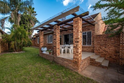 Family home close to Kruger National Park, shops, restaurants and 