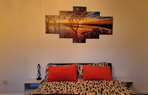 Huis | 2 slaapkamers, een strijkplank/strijkijzer, gratis wifi, beddengoed
