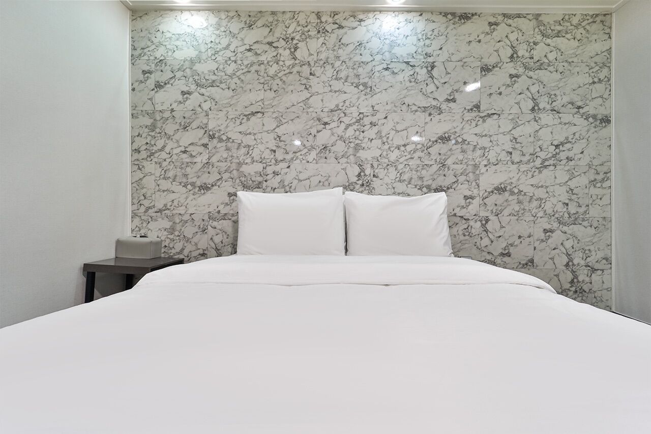 Standard Double Room | Free WiFi