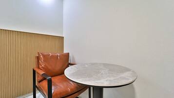 Premium Double Room | Free WiFi