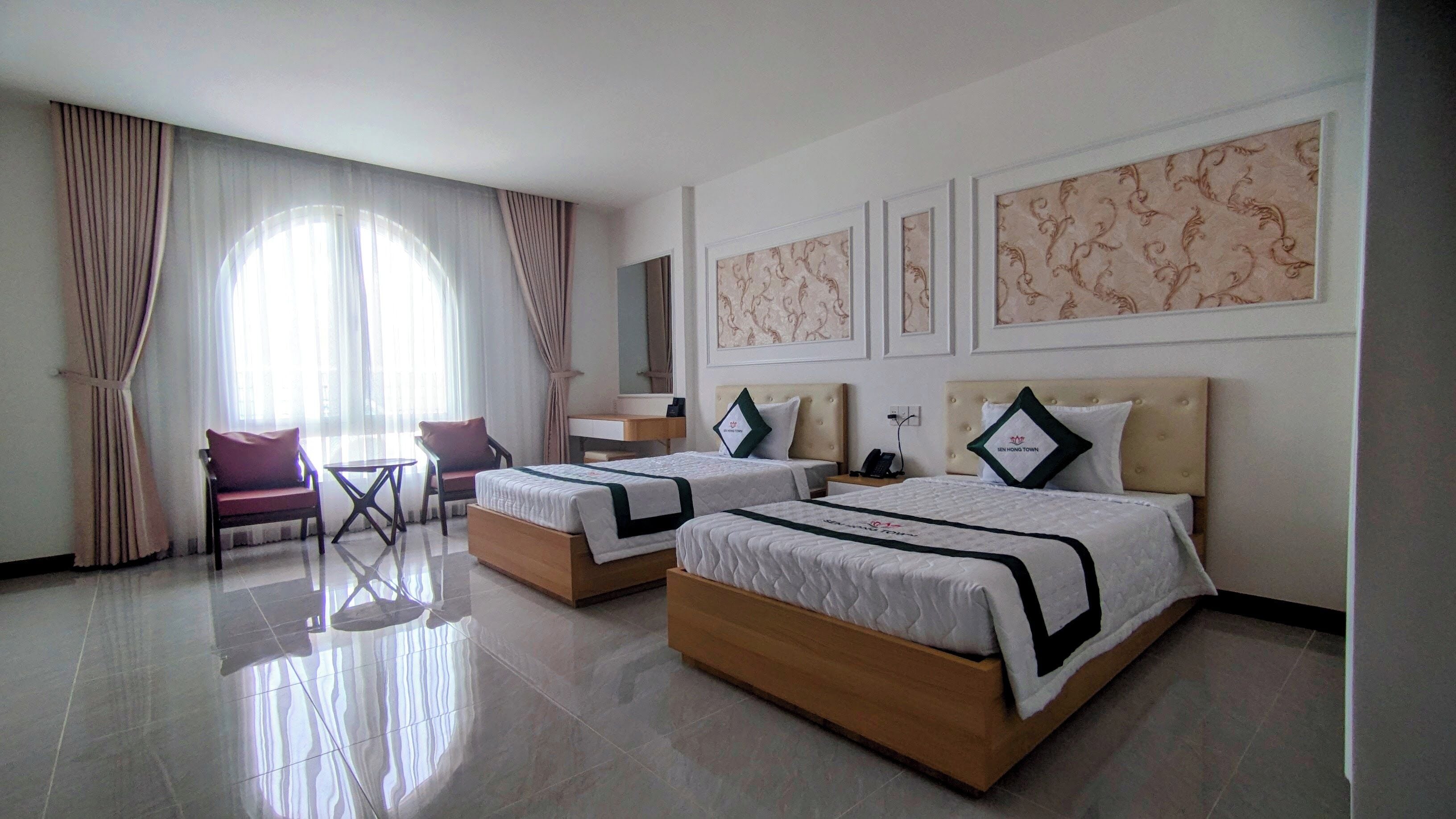 スーペリア ツインルーム ガーデンビュー | デスク、ノートパ  ソコン用作業スペース、WiFi (無料)