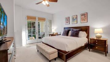 1 dormitorio, tabla de planchar con plancha, wifi y ropa de cama