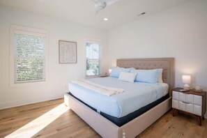 4 habitaciones, tabla de planchar con plancha y wifi gratis 
