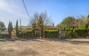 Property grounds - Amazing home in La Barca de la Florida (La Barca de la Florida)