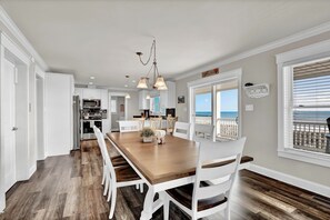 تناول الطعام