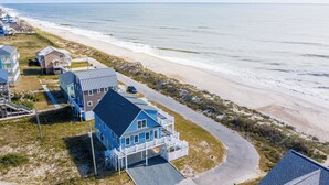 Beach - Slow down, unwind, and soak up "Topsail Time" (North Topsail Beach)