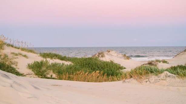 Nær stranden