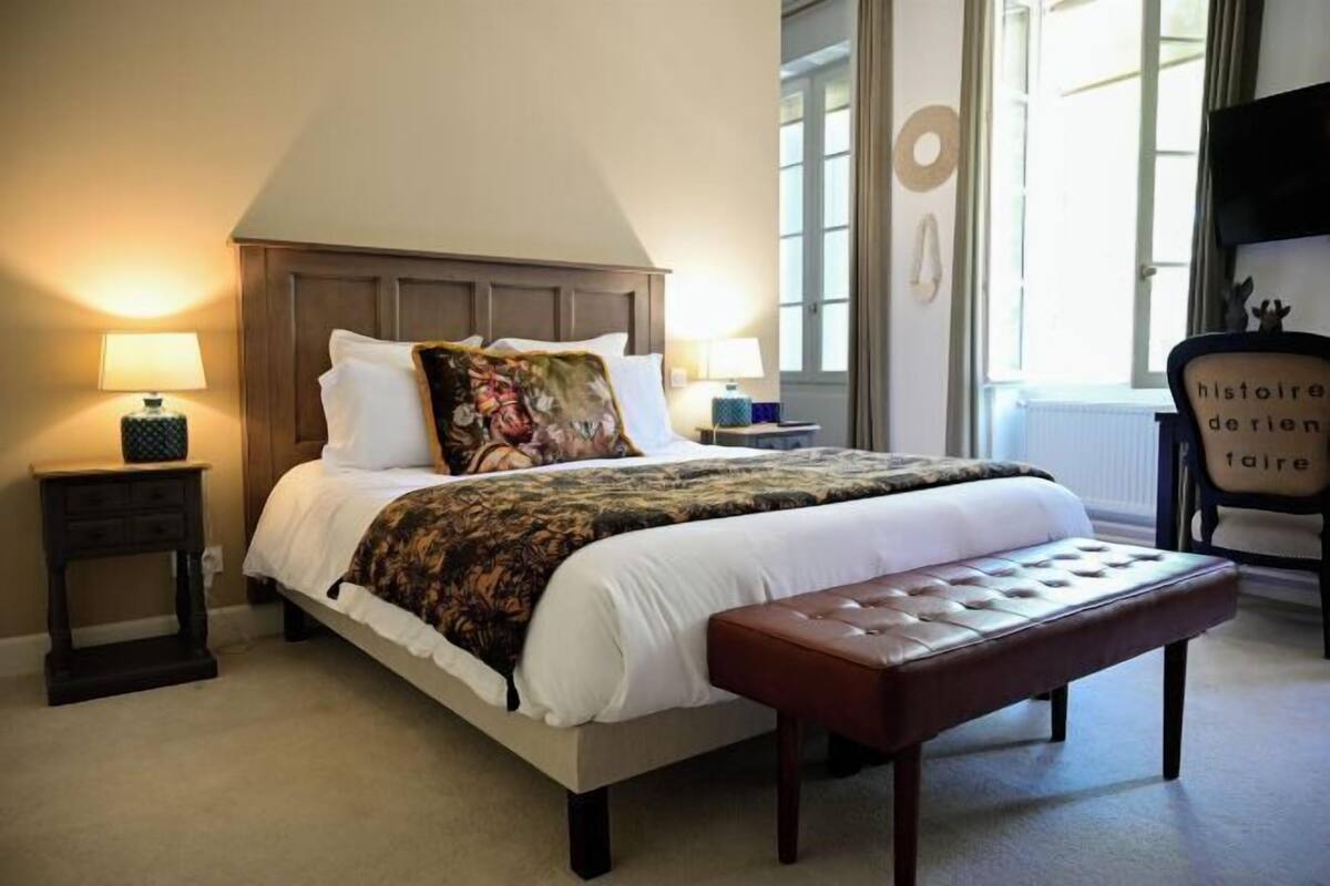 Värdeförvaringsskåp på rummet, arbetsyta för laptop och gratis wi-fi