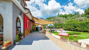 Enceinte de lâhĂ©bergement