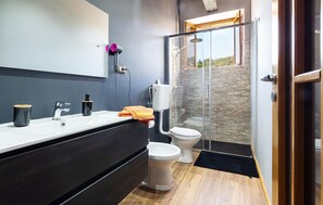 Shower - Stunning home in Sessa Cilento (Sessa Cilento)