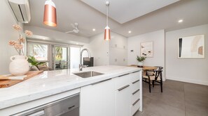 Fridge, stovetop, coffee/tea maker, toaster