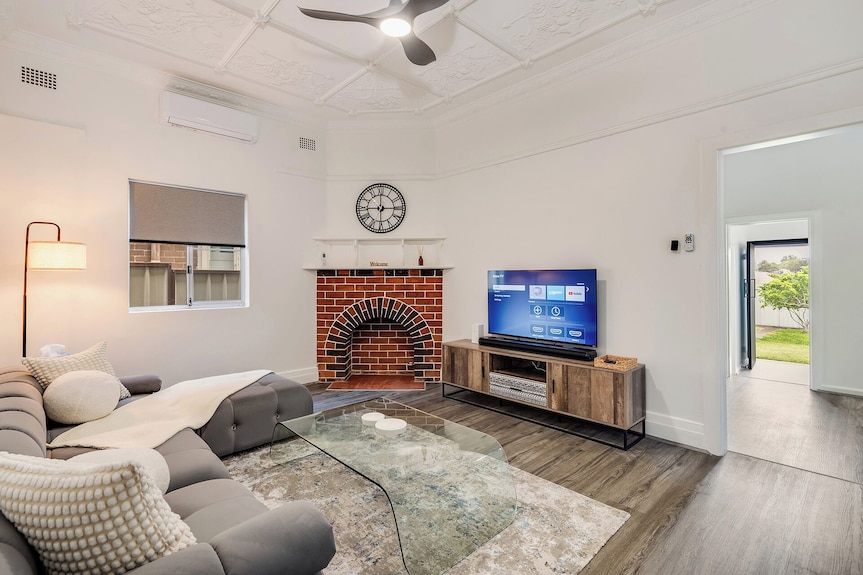 Spacious 3-bedroom Family Home In Concord's Heart! - 寶活