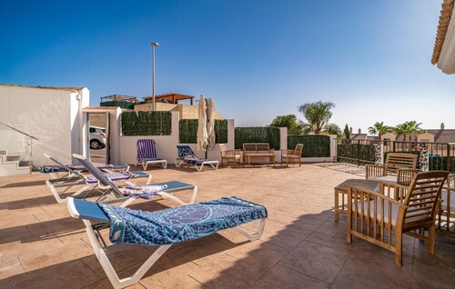 Stunning home in Benalmadena with WiFi