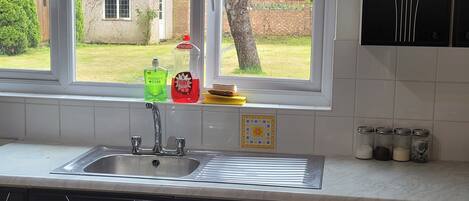 Apartment | Private kitchen | Fridge, microwave, oven, stovetop