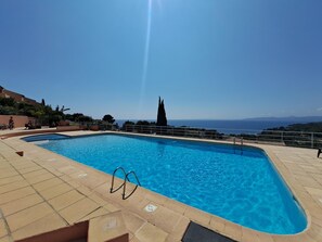 Pool - Nice 43m² | Sea view | swimming pool | parking (Saint-Raphaël)