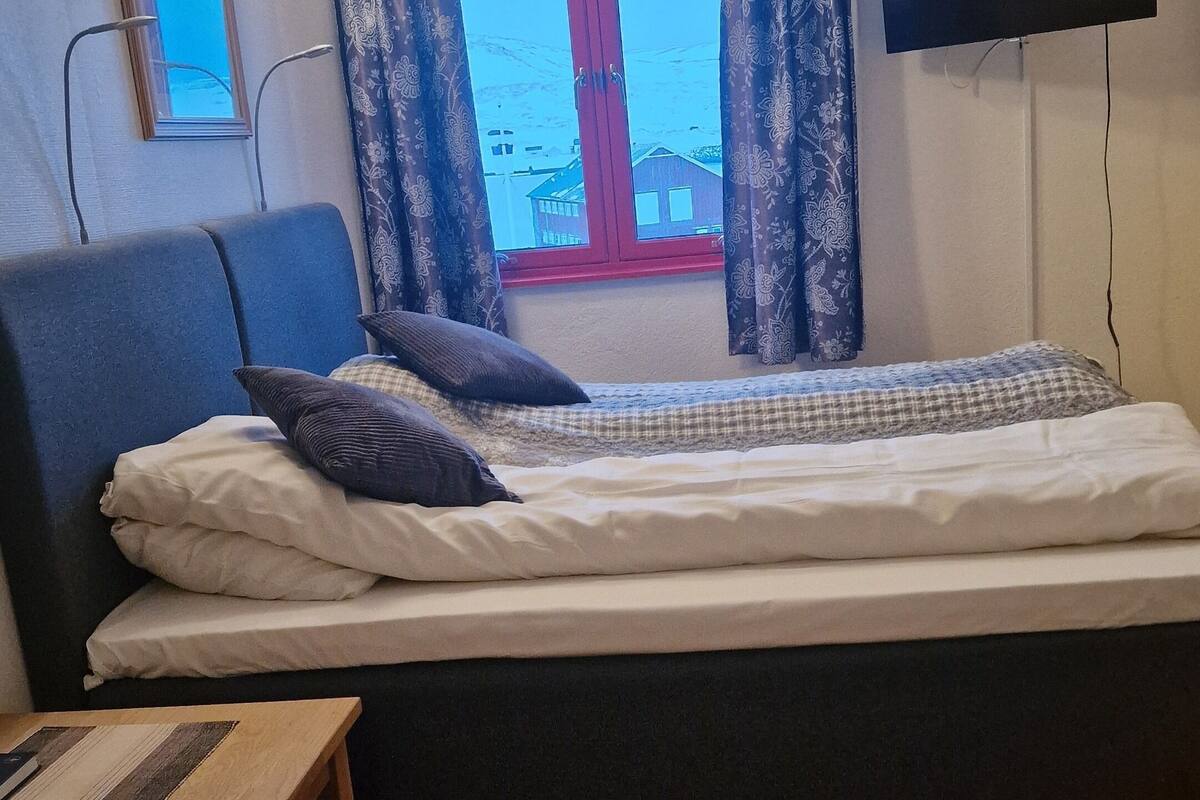 Classic-Doppel- oder -Zweibettzimmer, Meerblick | Kostenloses WLAN, Bettwäsche