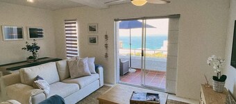 Couples getaway with jetted bath & views