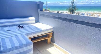 Sun, Sea & Sand | Beachfront Stay w/ Garage