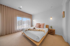 4 chambres, fer et planche à repasser, Wi-Fi gratuit, draps fournis