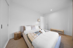 4 Schlafzimmer, Bügeleisen/Bügelbrett, kostenloses WLAN, Bettwäsche