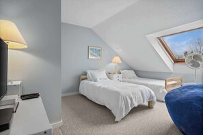 3 bedrooms, WiFi, bed sheets