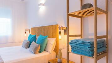 3 slaapkamers, een strijkplank/strijkijzer, wifi, beddengoed